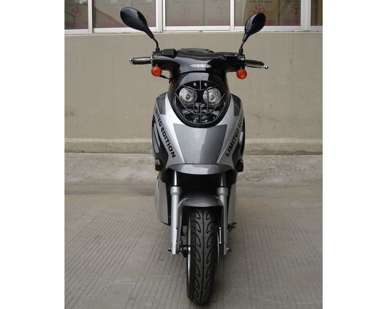 2 عجلة 50cc ميني سكوتر ، 45 كم / ساعة ميني غاز للدراجات النارية للطفل / الكبار