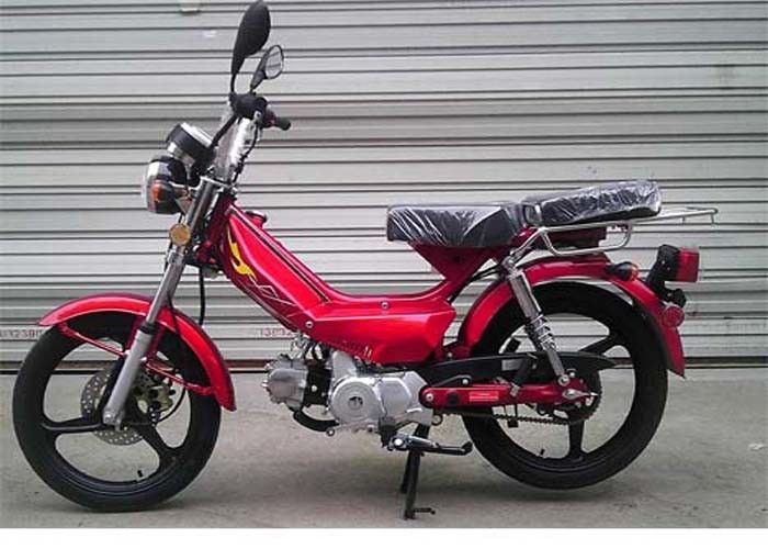 اثنين من مقعد حقيقي جلدي ميني موتور سكوتر ، وانخفاض الضوضاء الصغيرة 50cc الترابية دراجة