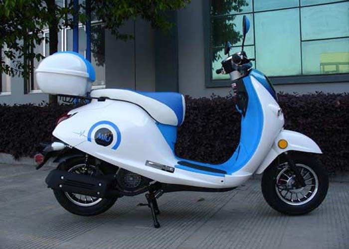 أبيض / أزرق 50cc ميني دراجة سكوتر مع اثنين من مرايا الرؤية الخلفية / الخلفي مربع