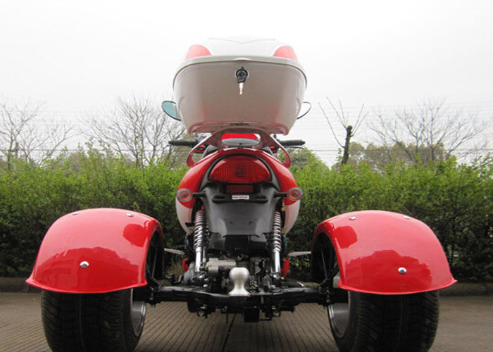 50CC ثلاثي عجلة دراجة نارية تبريد الهواء اسطوانة واحدة أربعة السكتة الدماغية SOHC مع صندوق خلفي كبير