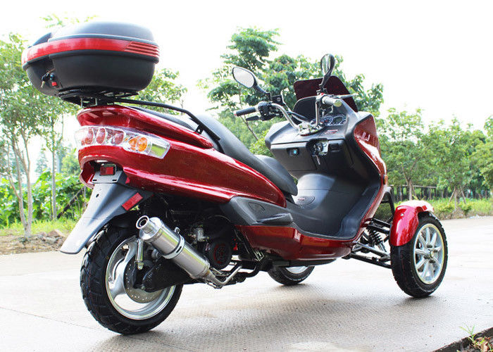 3 عجلة دراجة نارية سكوتر 150cc مع محرك 7.0kw 7500r / min 8HP / الخلفي مربع