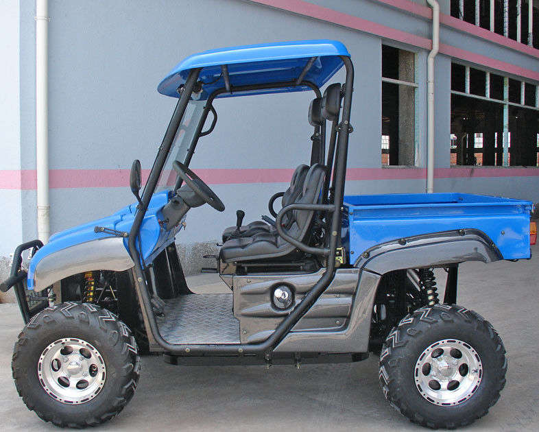 كبيرة الحجم 4 × 4 جنبا إلى جنب مركبة النقل المؤتمتة مركبة شافت محرك 500CC / 650CC كامل تلقائي