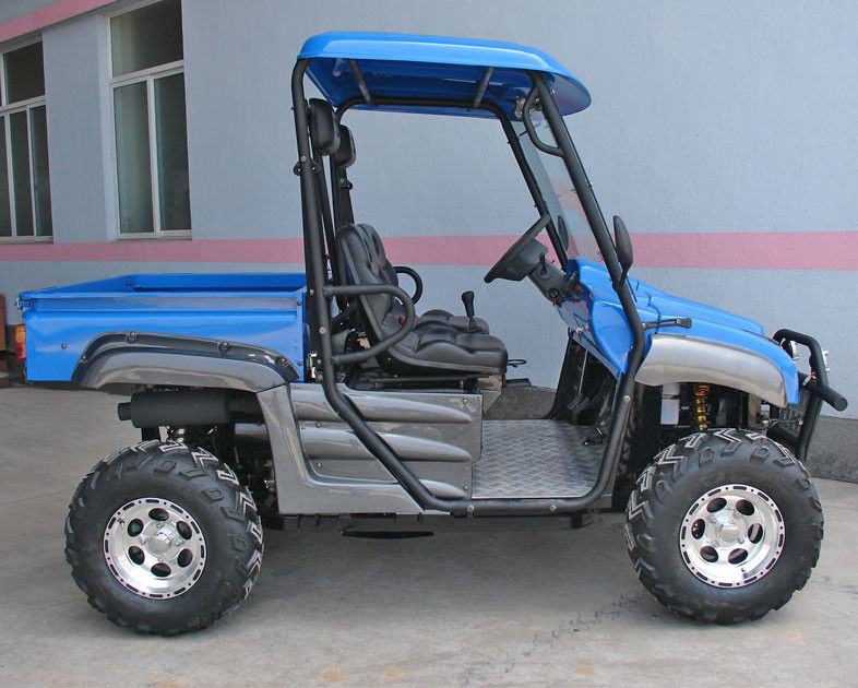 كبيرة الحجم 4 × 4 جنبا إلى جنب مركبة النقل المؤتمتة مركبة شافت محرك 500CC / 650CC كامل تلقائي