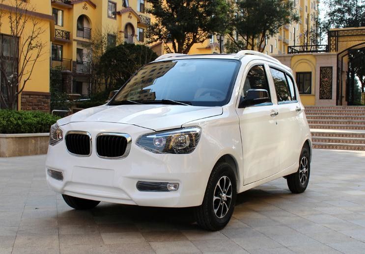 6000 واط عربات الغولف الكهربائية مع 5 أبواب 4 مقاعد BMW ستايل مروحة مروحة MP3 راديو PVC