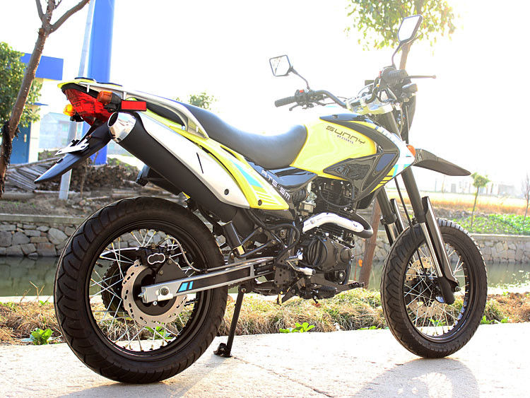 250cc اسطوانة واحدة 4 السكتة الدماغية تبريد الهواء الترابية دراجة نارية مع محرك سلسلة