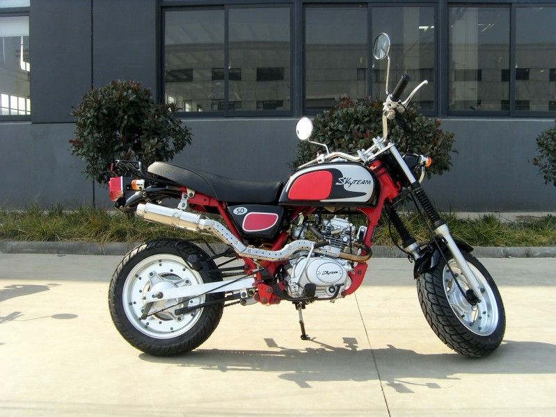 50cc البسيطة الترابية دراجة نارية مع المقود الكلاسيكي عريض / عداد السرعة ومصباح المؤشر