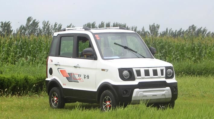 أربع عجلات عربات كهربائية للجولف حجم صغير 1500W مع أكثر من 500km المدى